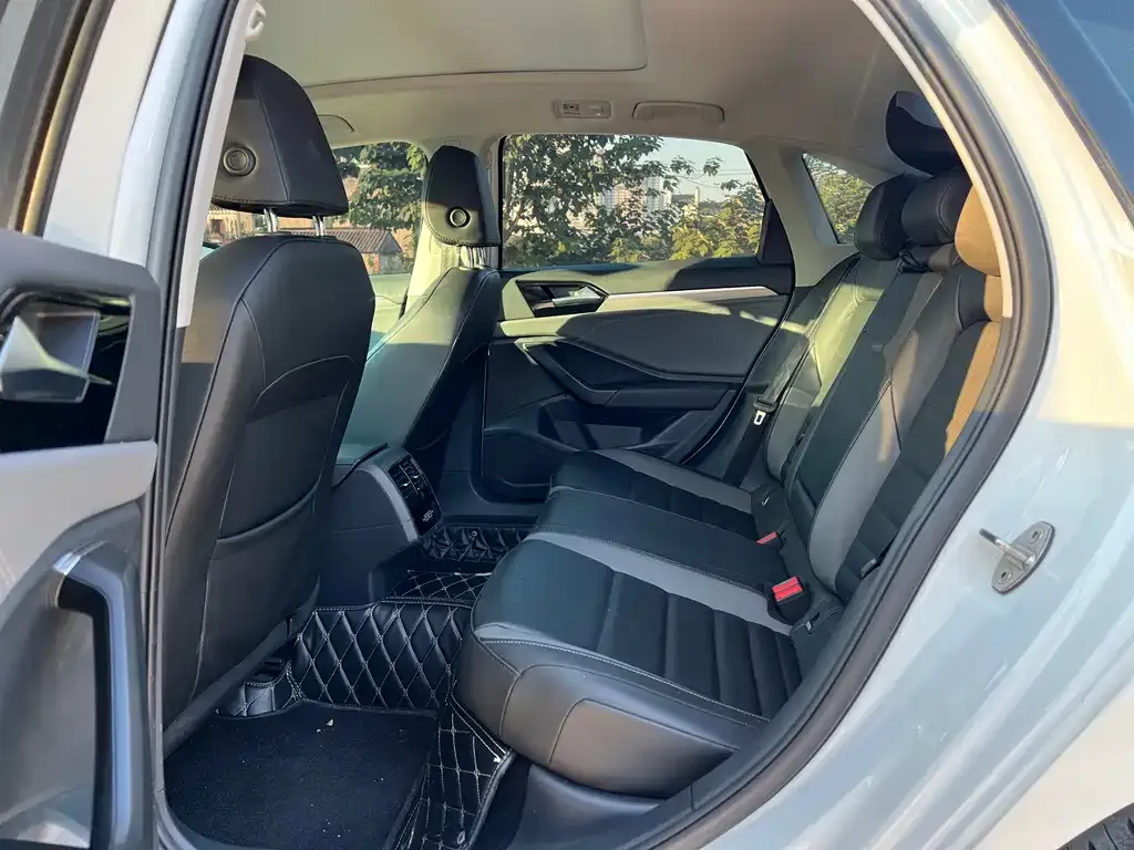 Volkswagen Sagitar 2022 из CN, фото 9