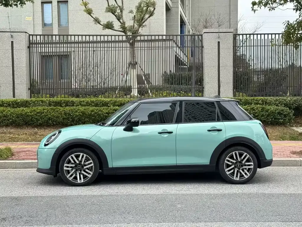 MINI Cooper (3-door) — фото 10