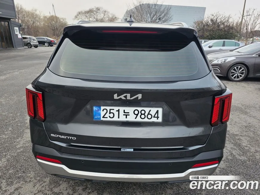 Kia Sorento — фото 5