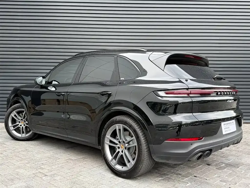 Porsche Cayenne — фото 2