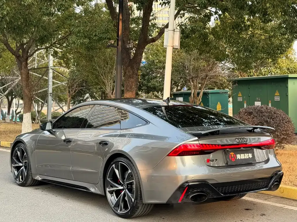 Audi RS 7 2025 из CN, фото 5