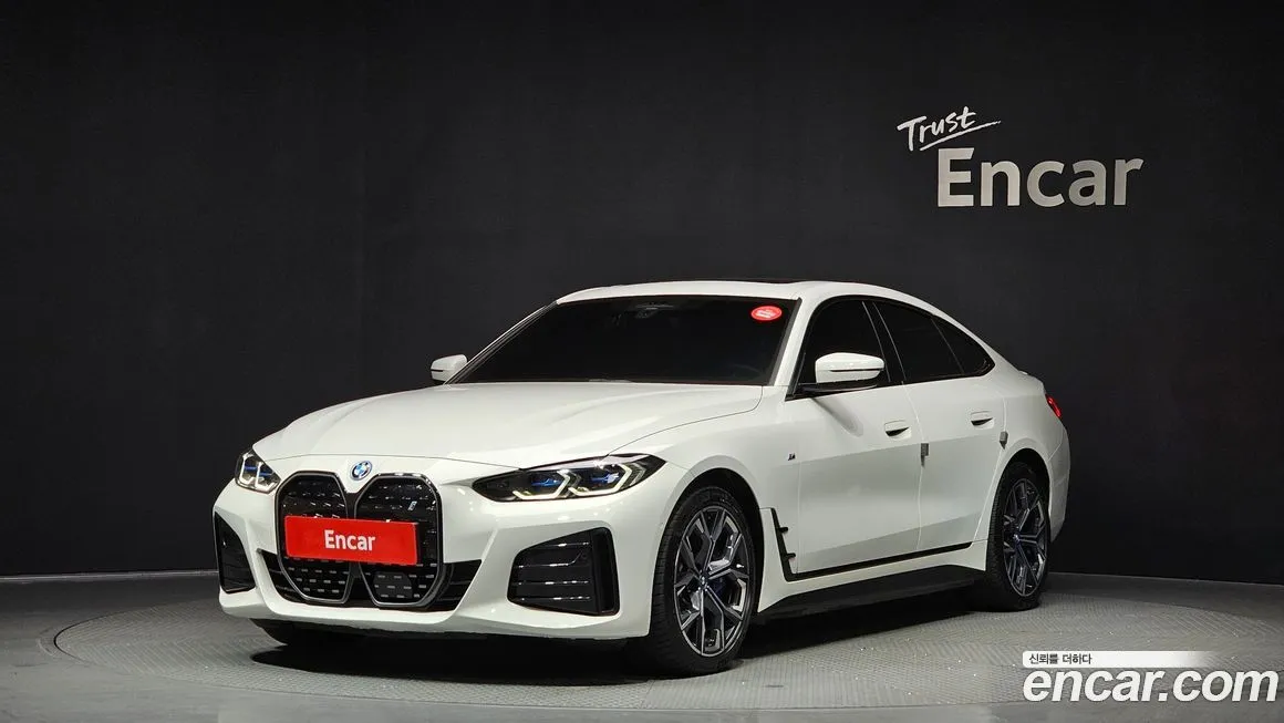 BMW i4 2024 из KR, фото 1