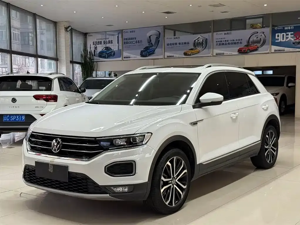 Volkswagen T-Roc 2022 из CN, фото 1