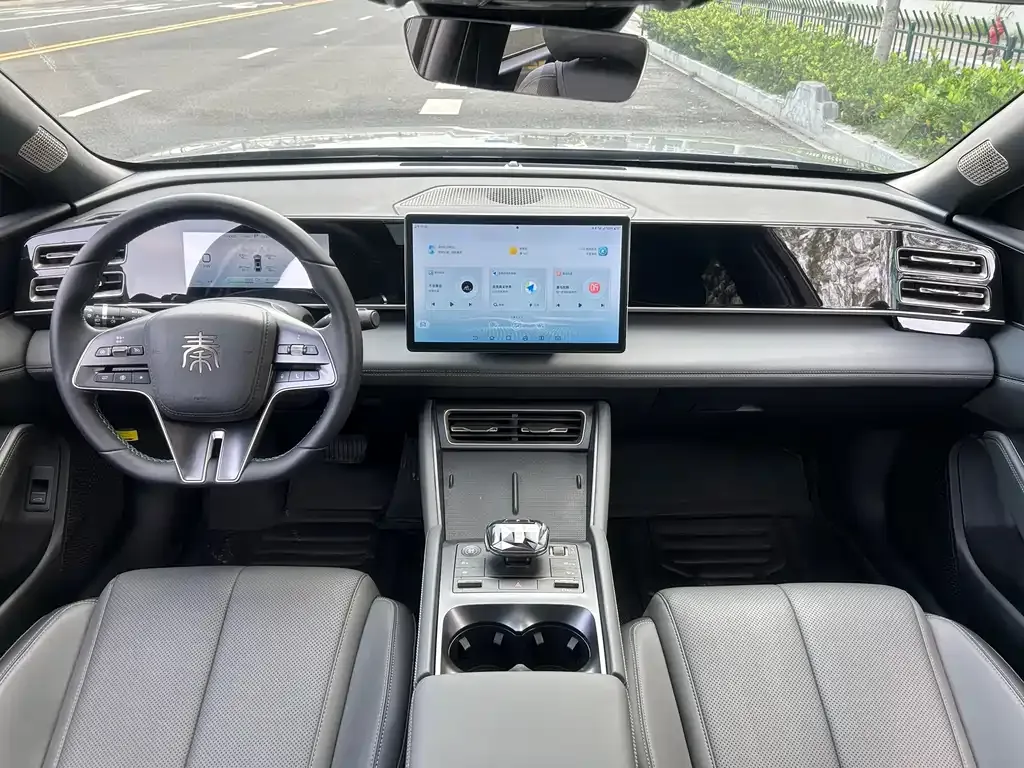 BYD Qin L — фото 6