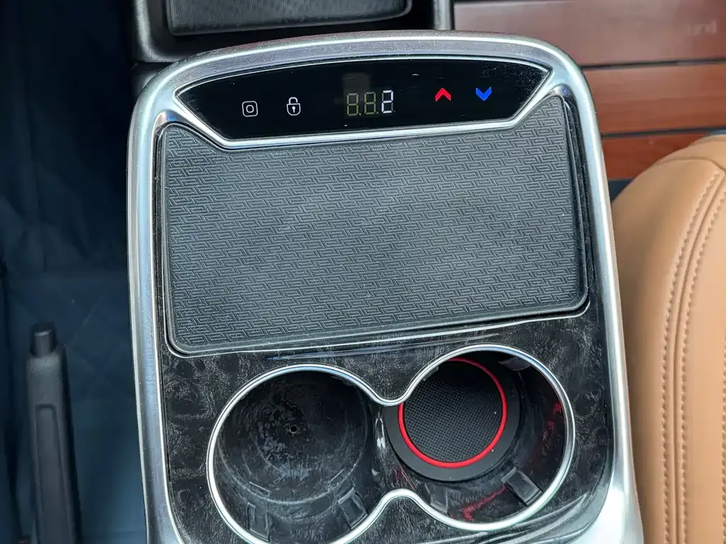 Ford Tourneo — фото 3