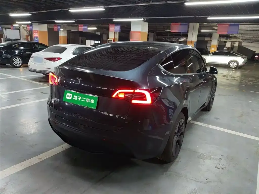 Tesla Model Y 2025 из CN, фото 10
