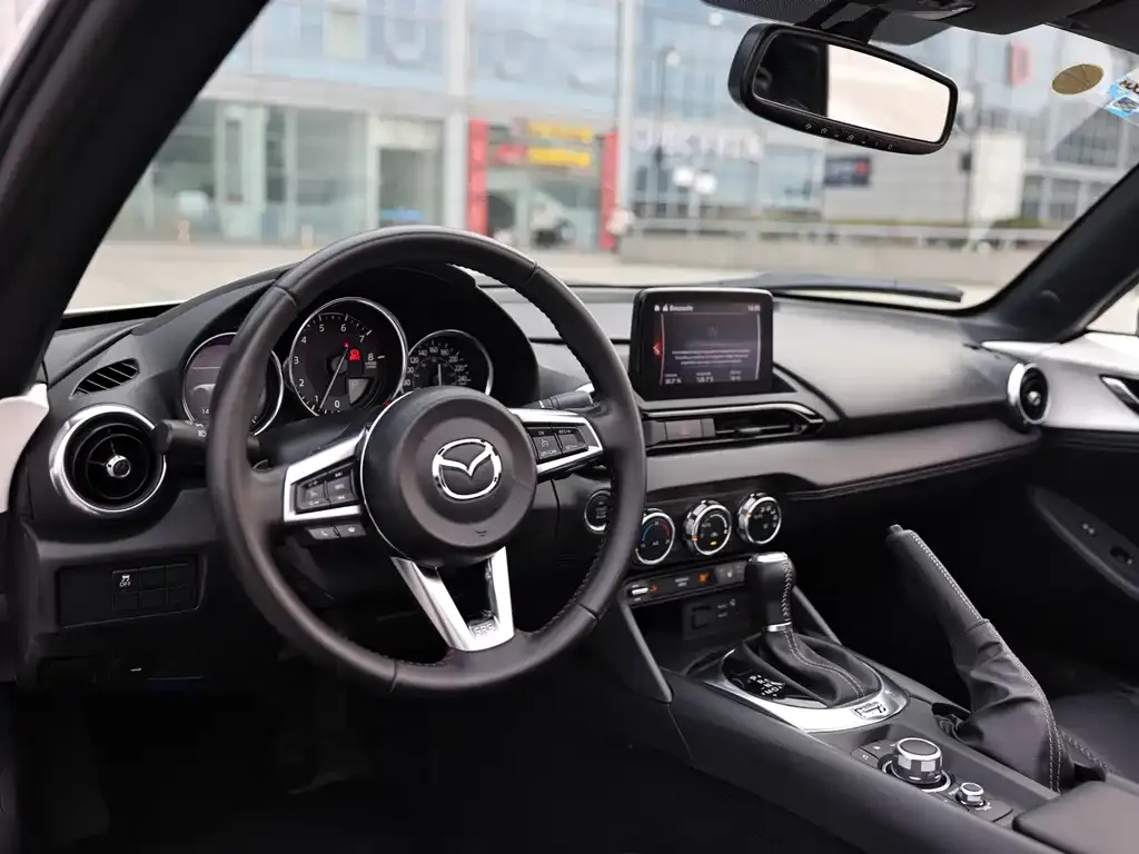 Mazda MX-5 2023 из CN, фото 5