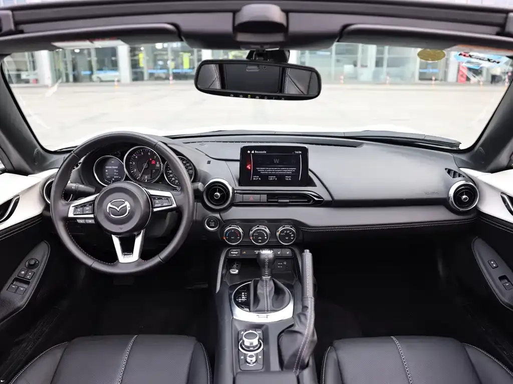 Mazda MX-5 2023 из CN, фото 6