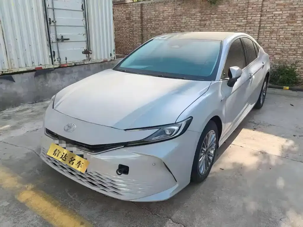 Toyota Camry 2025 из CN, фото 1