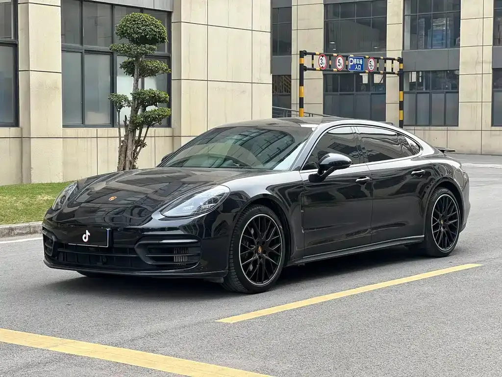 Porsche Panamera 2023 из CN, фото 1