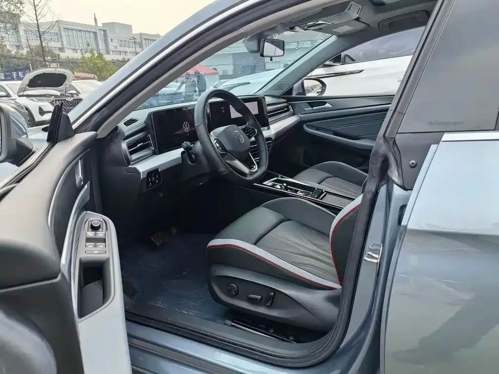 Volkswagen Lamando 2023 из CN, фото 2