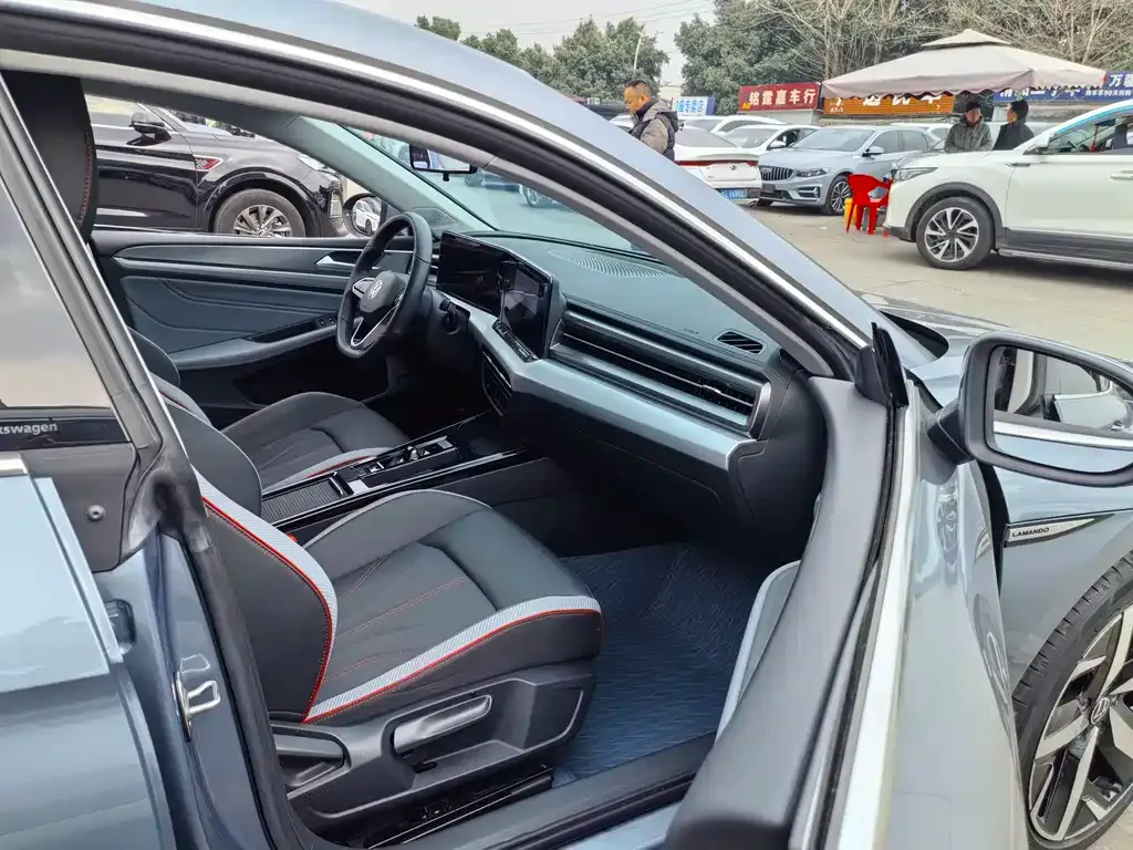 Volkswagen Lamando 2023 из CN, фото 5