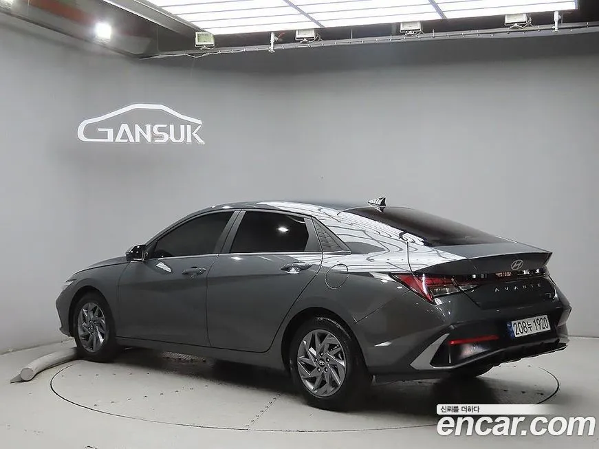 Hyundai AVANTE — фото 2