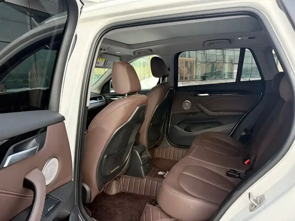 BMW X1 2023 из CN, фото 6