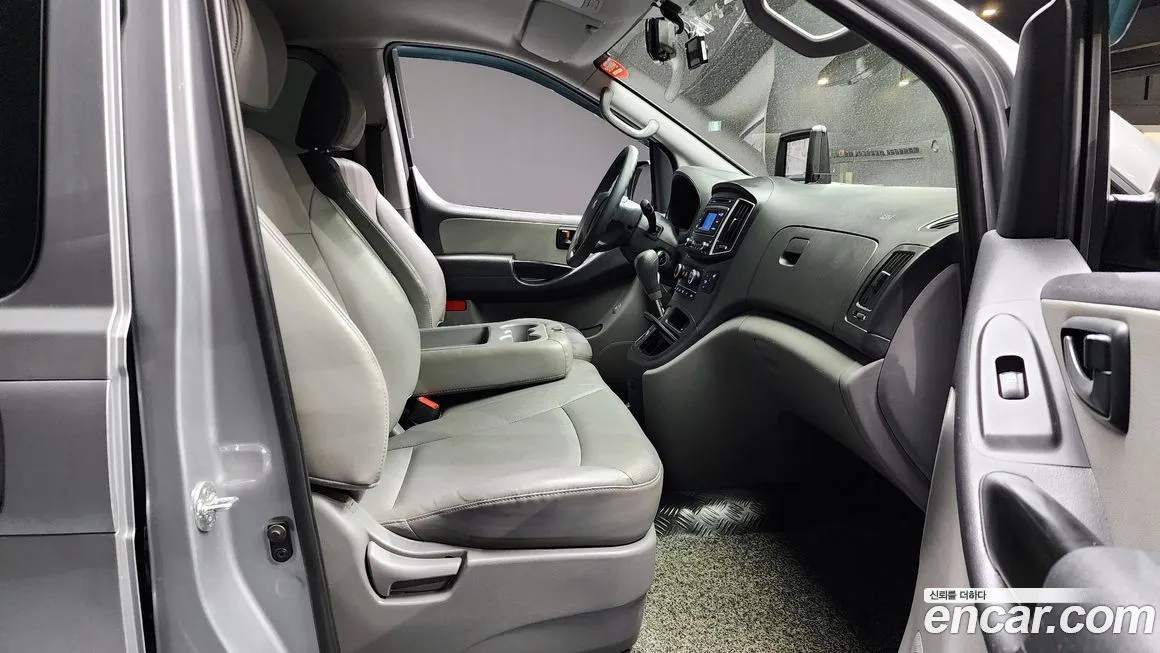Hyundai Starex 2021 из KR, фото 8