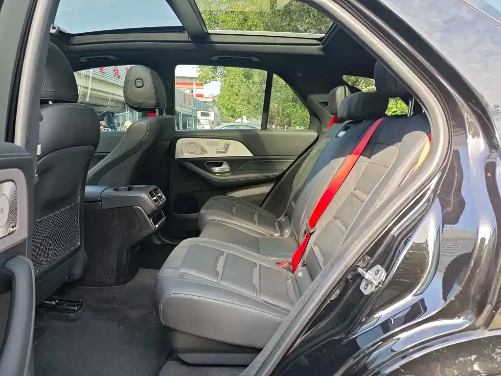 Mercedes-Benz GLE AMG — фото 6