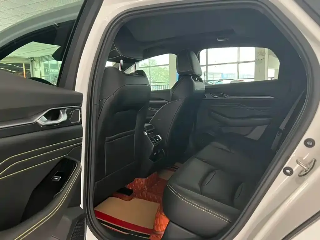 Geely Xingrui 2024 из CN, фото 8