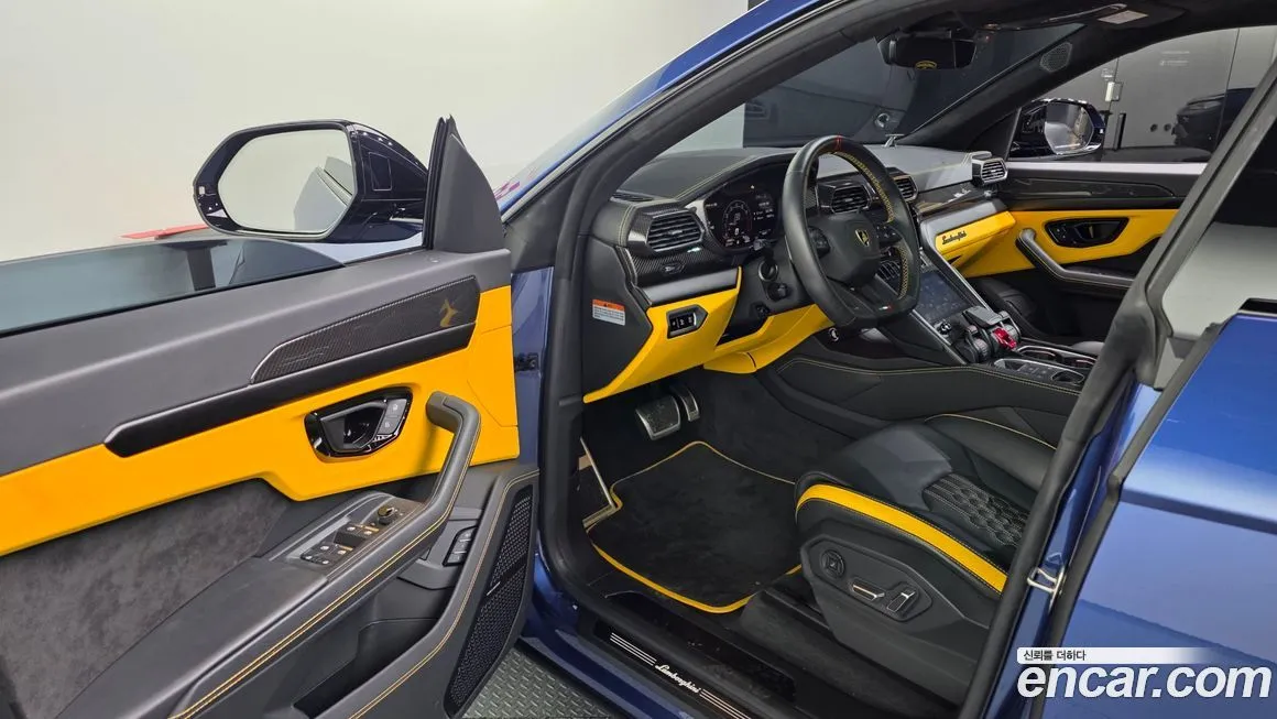 Lamborghini Urus — фото 7