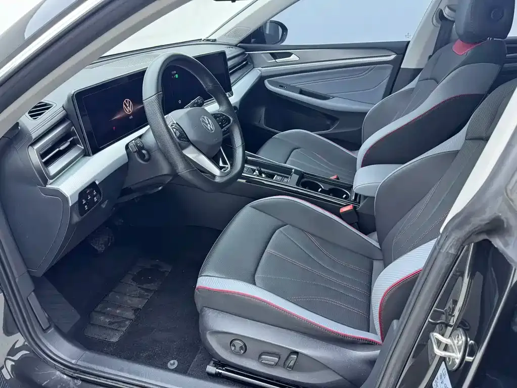 Volkswagen Lamando 2023 из CN, фото 10