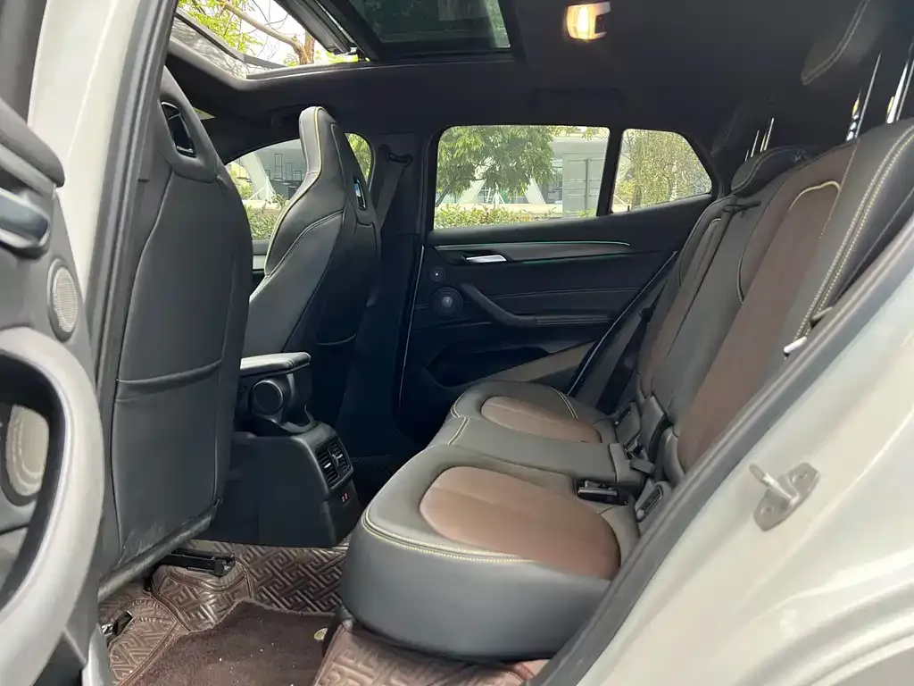 BMW X2 2023 из CN, фото 3