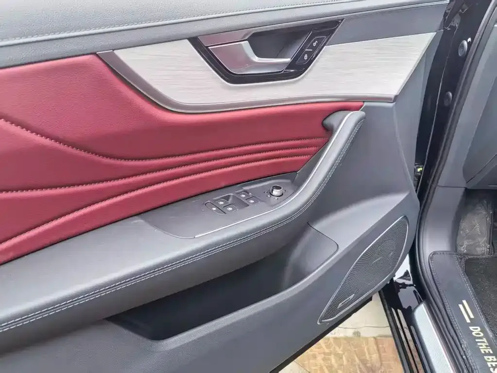 Hongqi HS5 2025 из CN, фото 4
