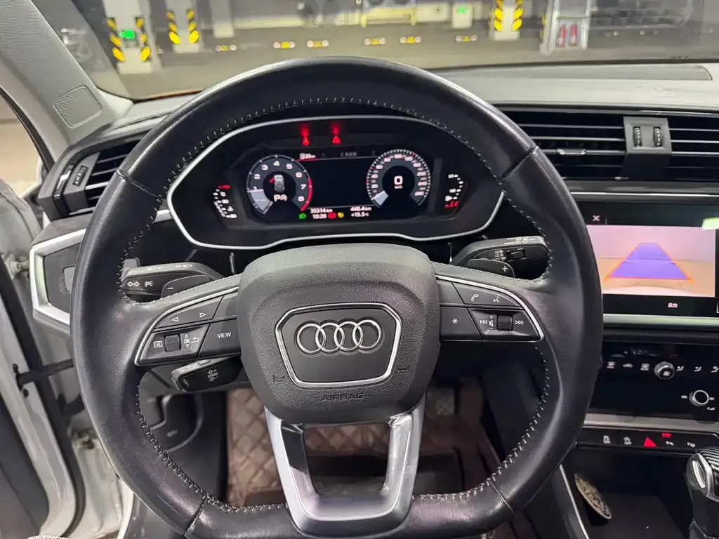 Audi Q3 — фото 4