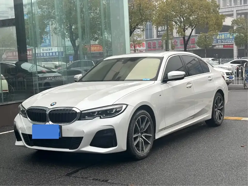 BMW 3 Series — фото 1