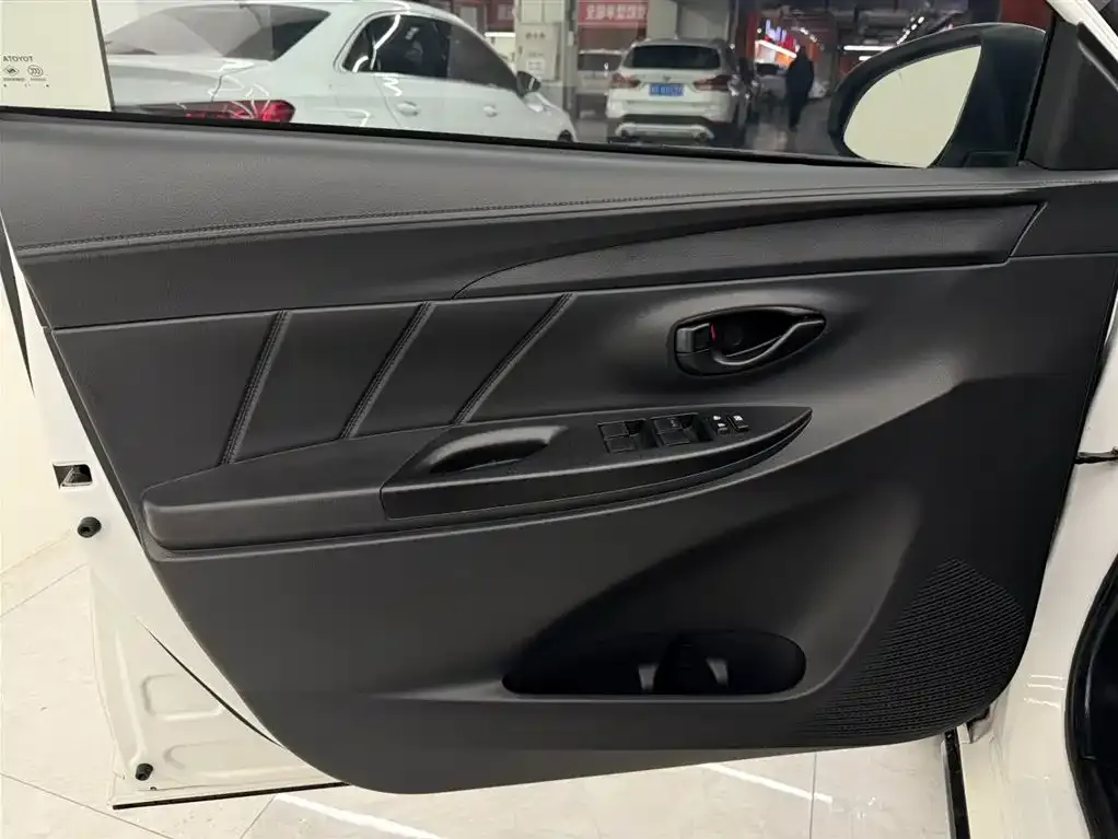 Toyota Yaris L 2021 из CN, фото 9