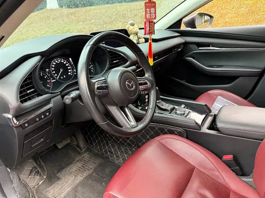 Mazda 3 Axela 2022 из CN, фото 5