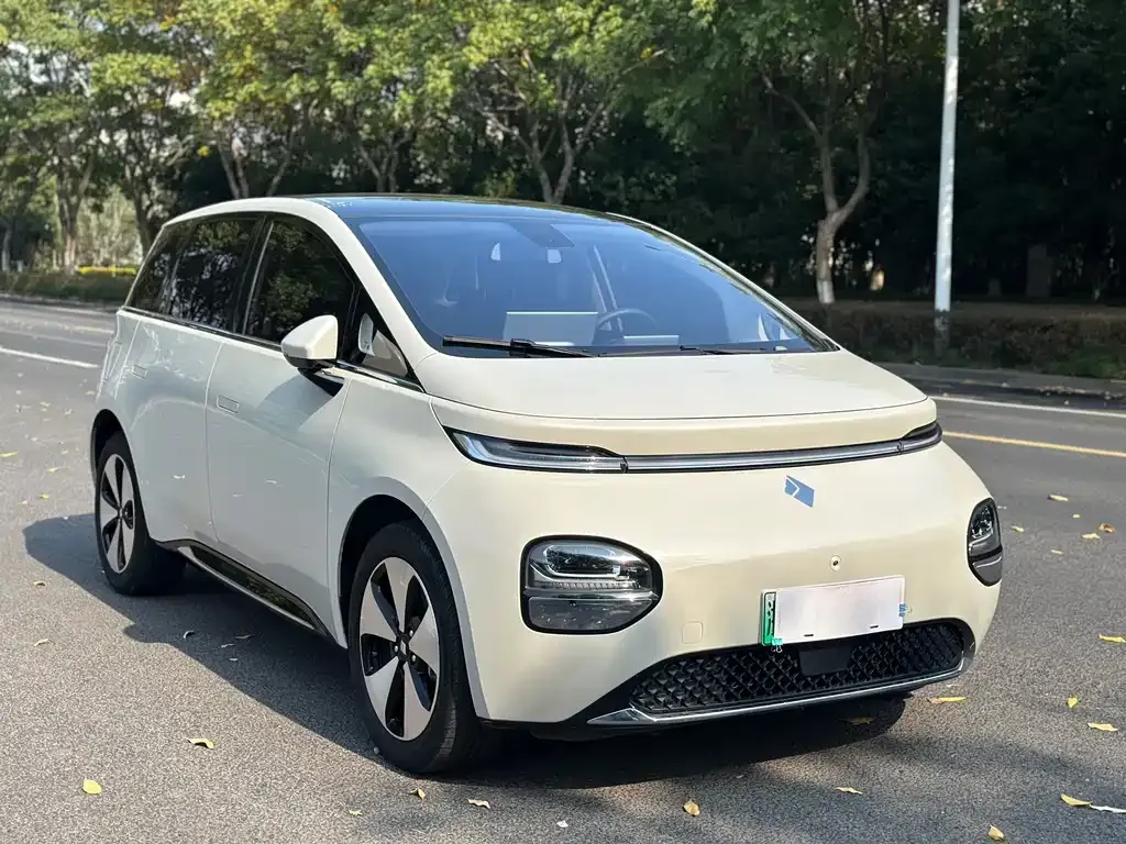 Baojun Yunduo — фото 7