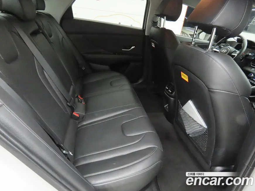 Hyundai AVANTE — фото 10