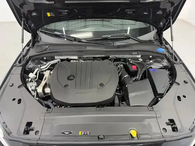 Volvo S90 — фото 10