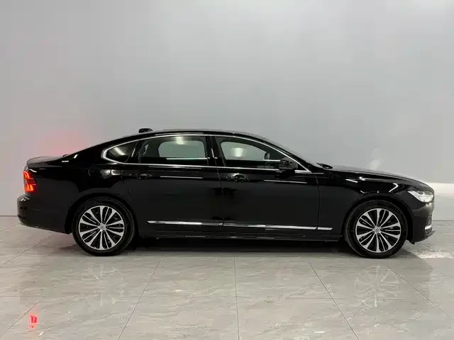 Volvo S90 — фото 7