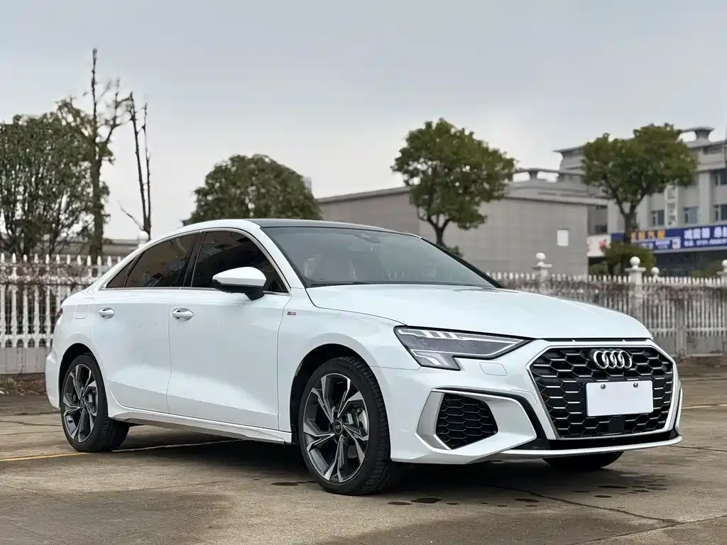 Audi A3 — фото 3