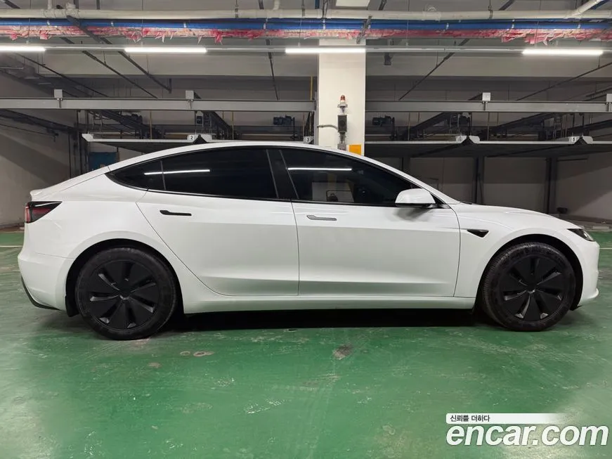 Tesla Model 3 2025 из KR, фото 6
