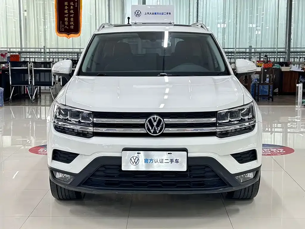 Volkswagen Tharu — фото 3