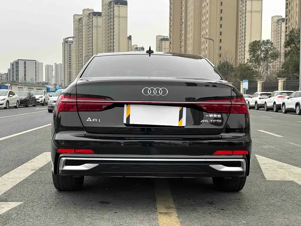 Audi A6L 2024 из CN, фото 3