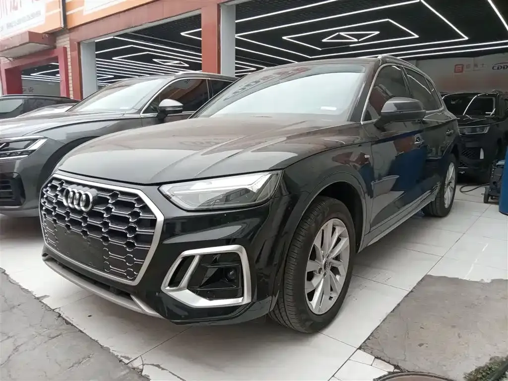 Audi Q5L 2021 из CN, фото 1