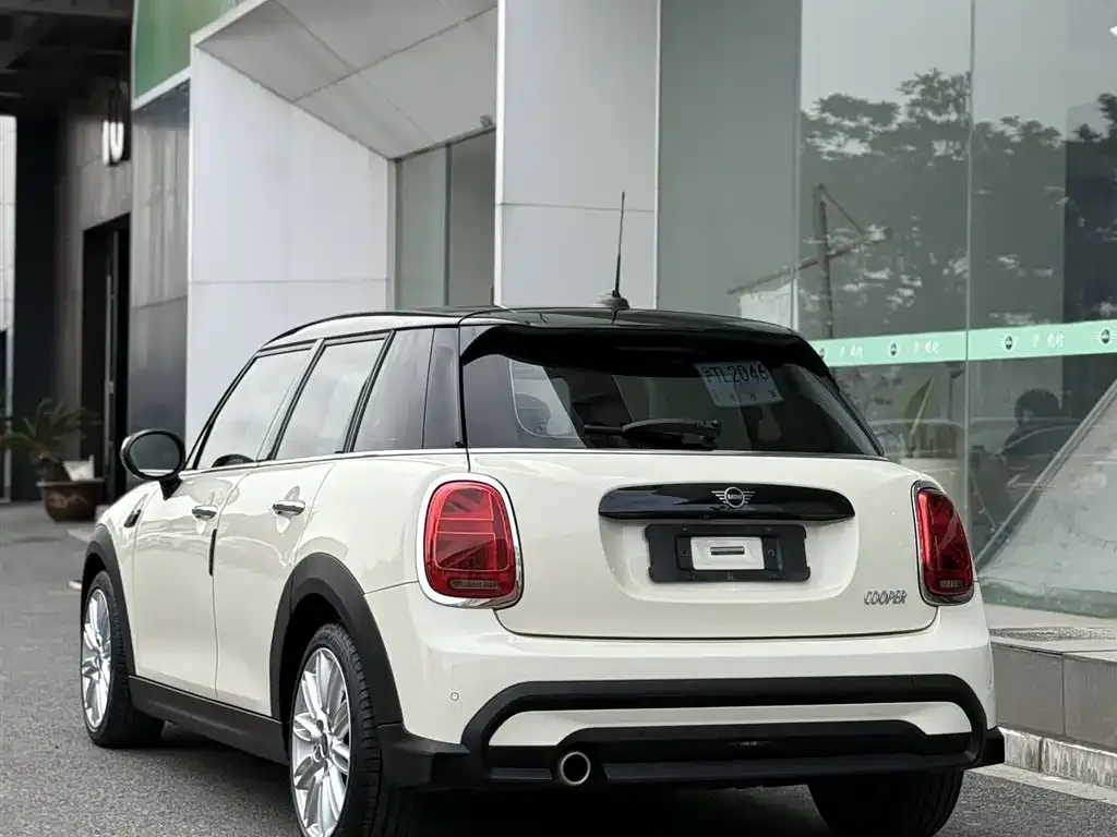MINI Cooper (3-door) — фото 10