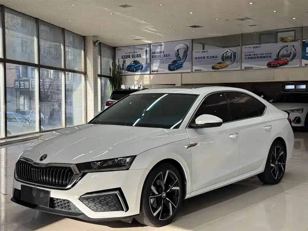 Skoda Octavia 2022 из CN, фото 1