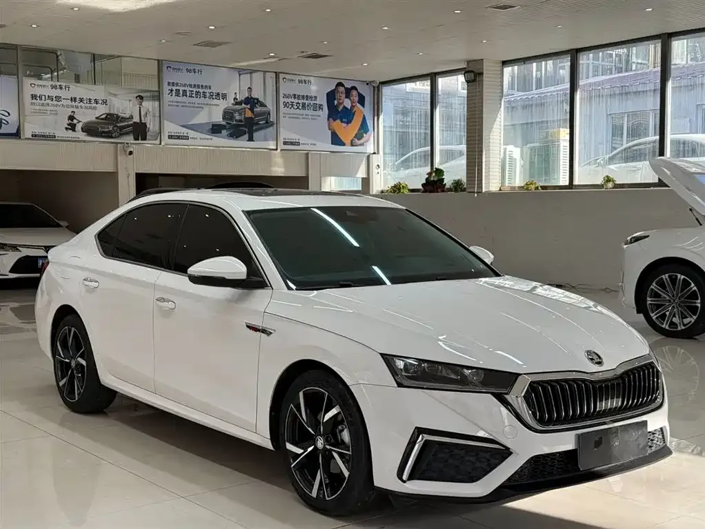 Skoda Octavia 2022 из CN, фото 6