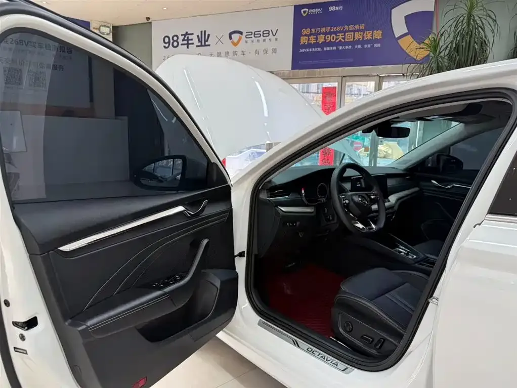 Skoda Octavia 2022 из CN, фото 7