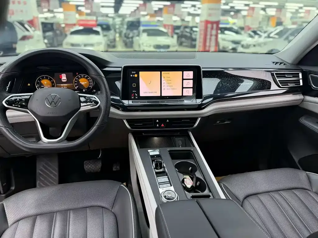 Volkswagen Teramont 2022 из CN, фото 9