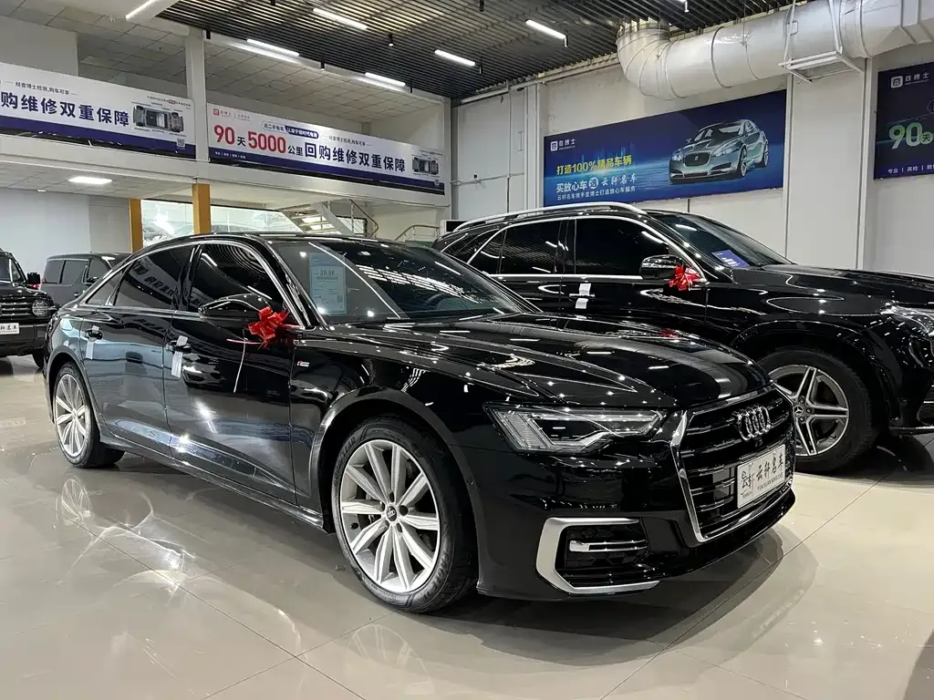 Audi A6L 2024 из CN, фото 6