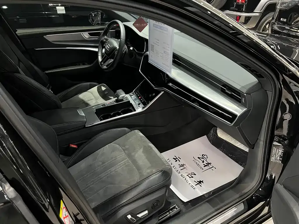 Audi A6L 2024 из CN, фото 5