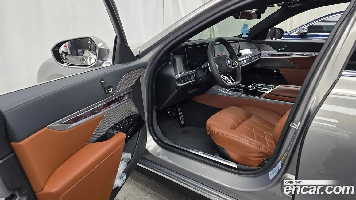BMW i7 2024 из KR, фото 2