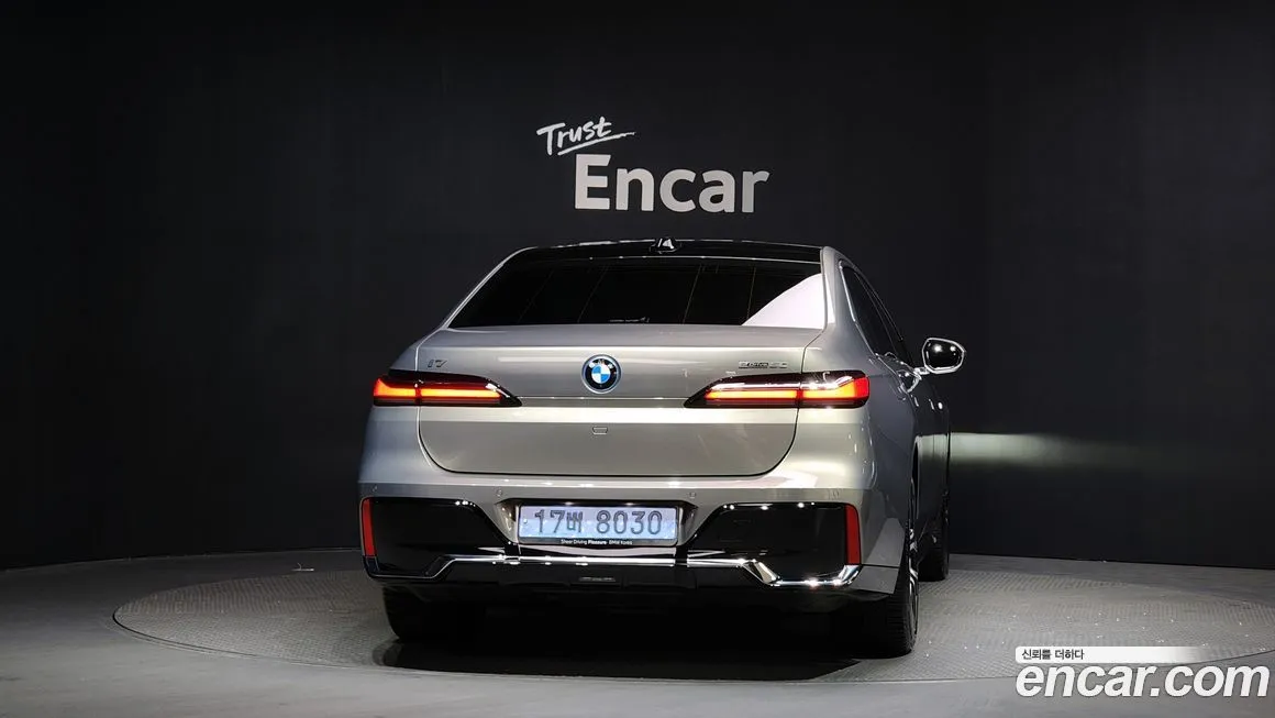 BMW i7 2024 из KR, фото 8