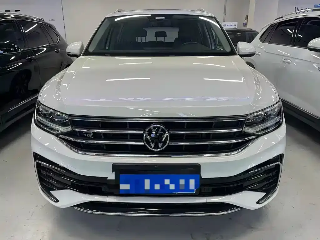 Volkswagen Tiguan L 2022 из CN, фото 6