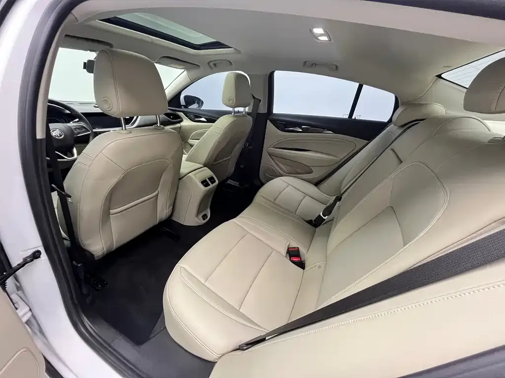 Buick Regal — фото 9
