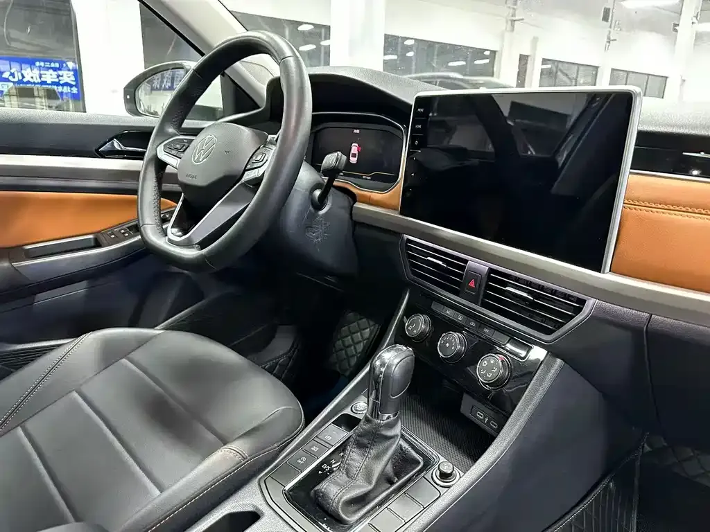 Volkswagen Bora 2023 из CN, фото 5